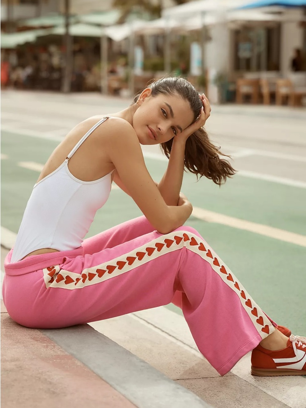 Anthropologie Sundry Team Trackpant Heart Sweats - Picture 4 of 14